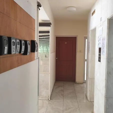 Apartment Stelia's Seagate Apt. *