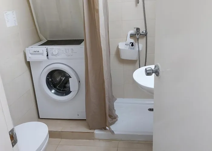 Stelia's Seagate Apt. Апартаменты Ларнака